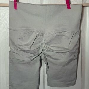 NATURYL sculpt active shorts